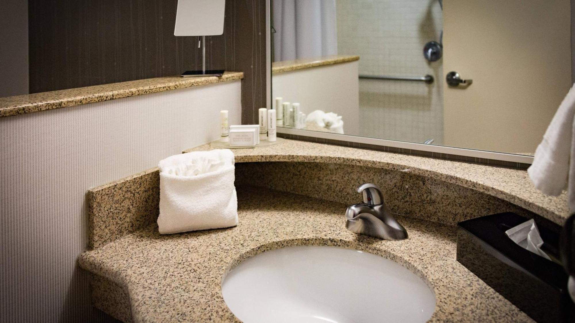 Hotel Courtyard By Marriott 3*