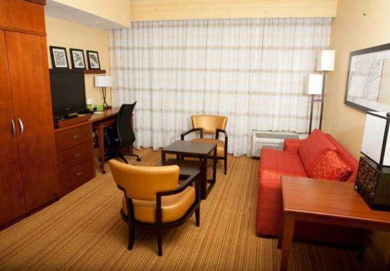 Courtyard By Marriott Hotel Norman