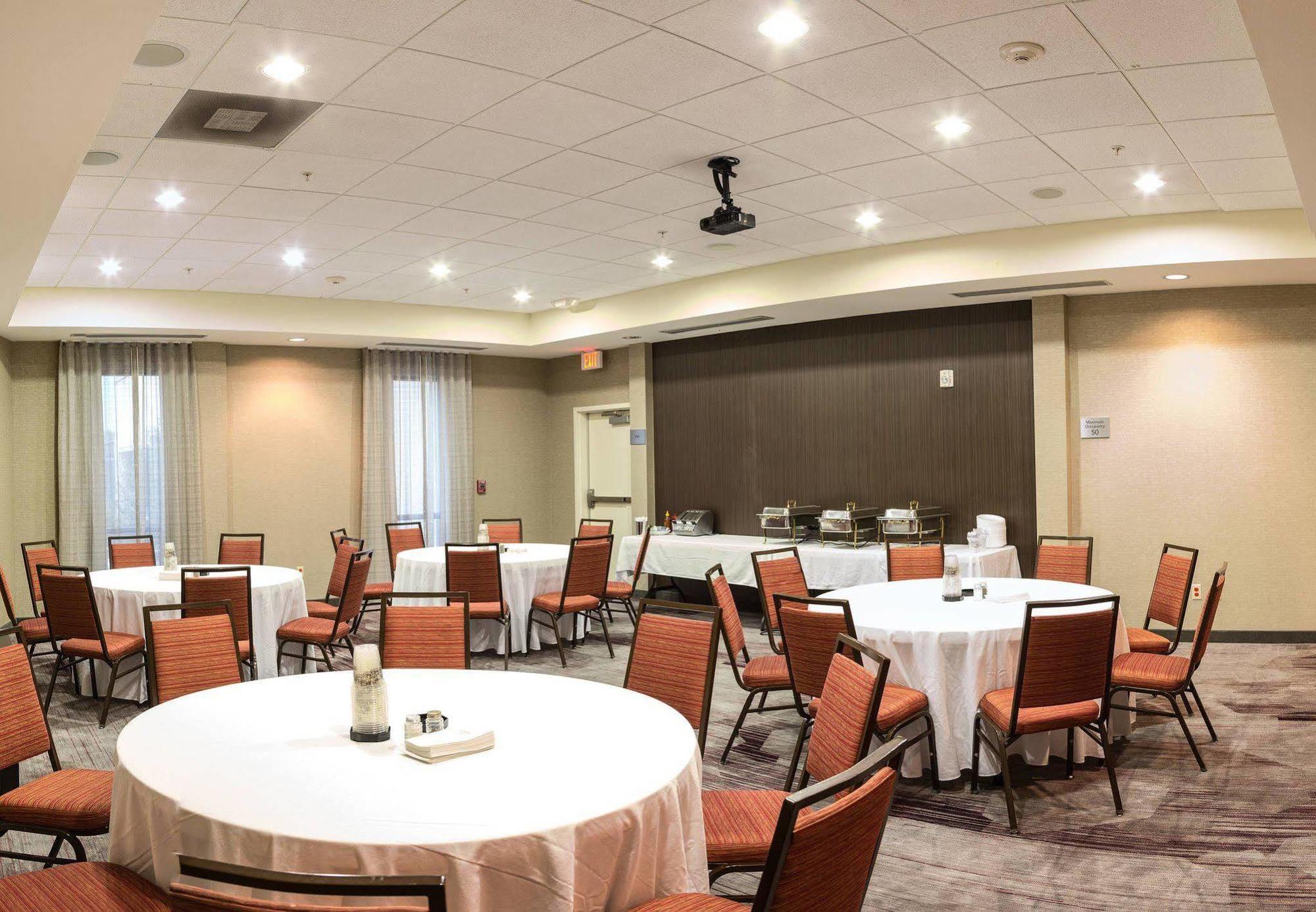Courtyard By Marriott